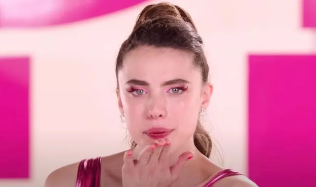 Was Margaret Qualley Wearing Prosthetics